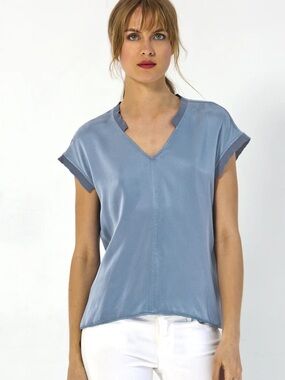 Go silk iconic go anytime tee tan small